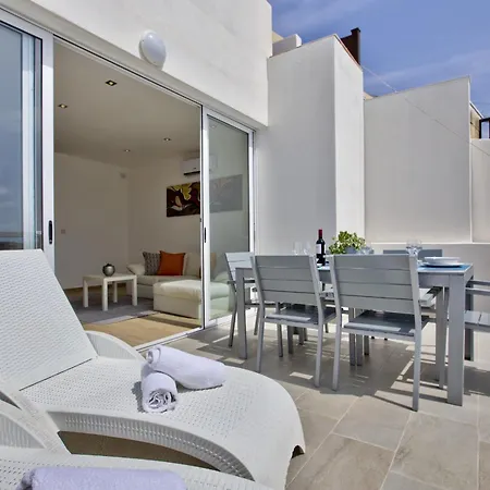Bastions Seaview Apartments And Duplex Penthouse In Sliema By Shortletsmalta Exterior photo