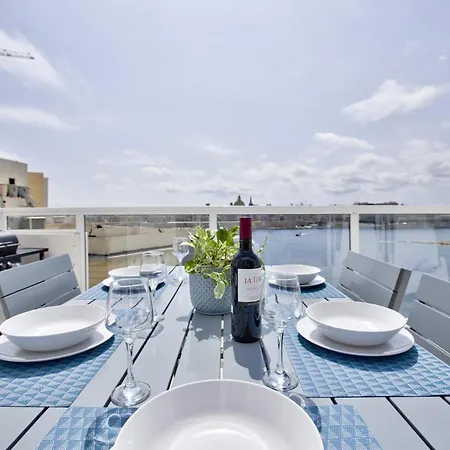 Bastions Seaview Apartments And Duplex Penthouse In Sliema By Shortletsmalta Exterior photo
