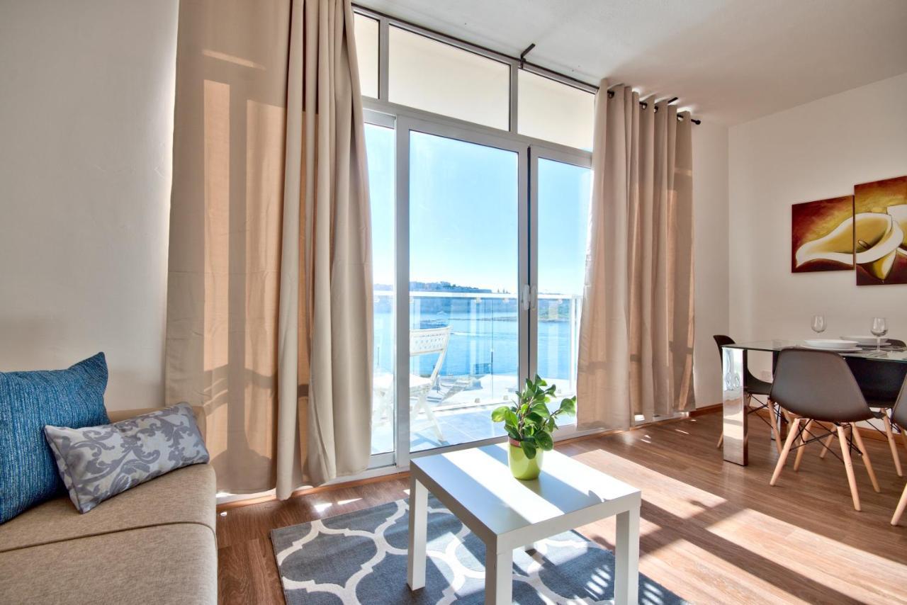 Apartamento Bastions Seaview And Duplex Penthouse In By Shortletsmalta Sliema
