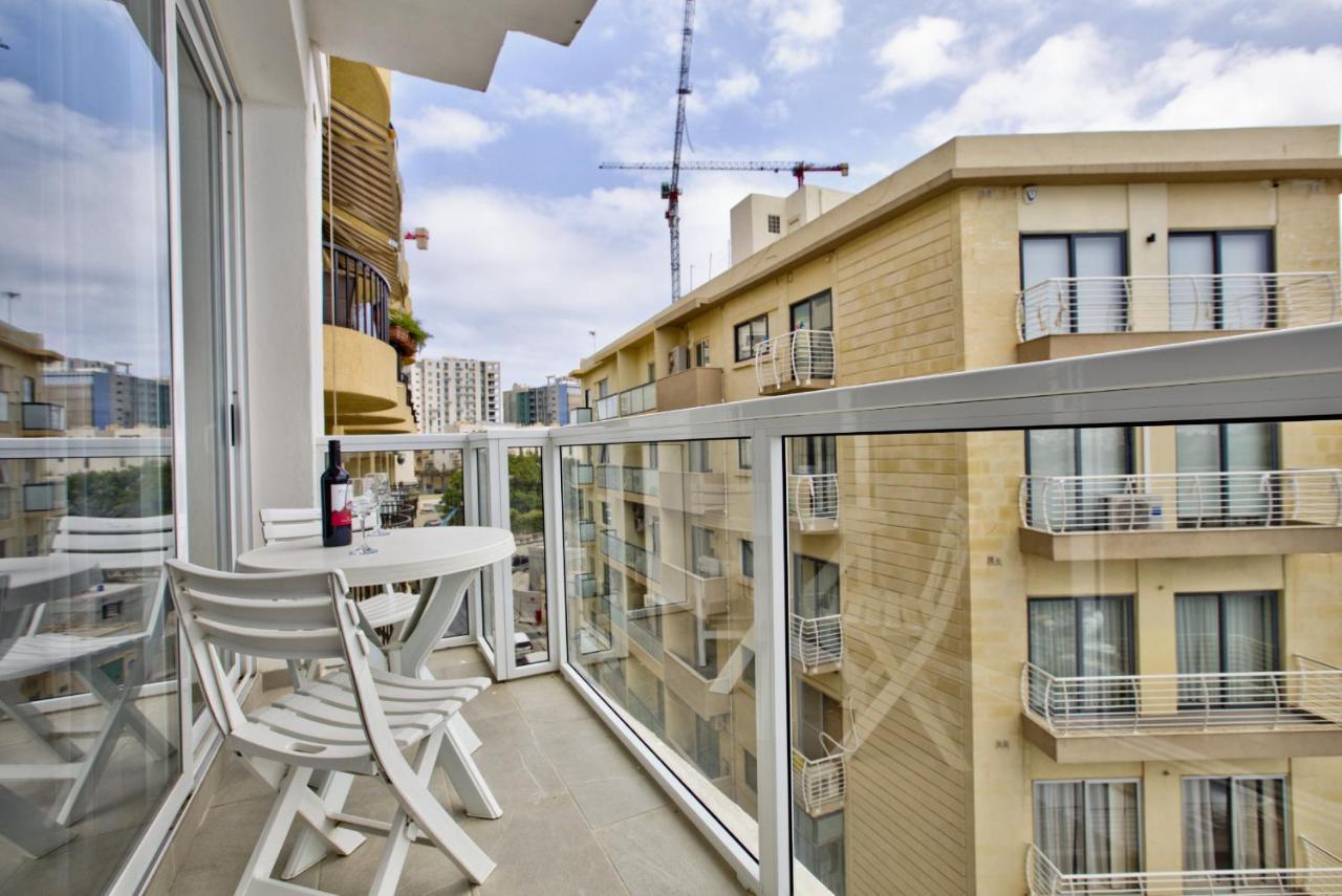 Bastions Seaview And Duplex Penthouse In By Shortletsmalta * Sliema