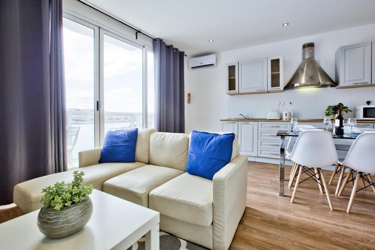 Bastions Seaview And Duplex Penthouse In By Shortletsmalta * Sliema