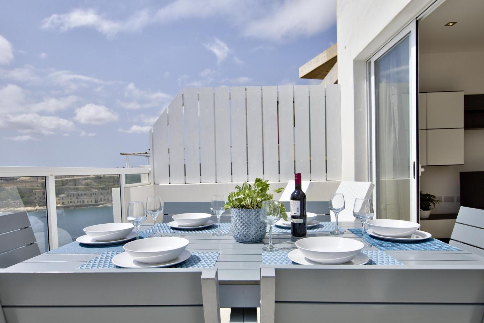 Apartment Bastions Seaview And Duplex Penthouse In By Shortletsmalta