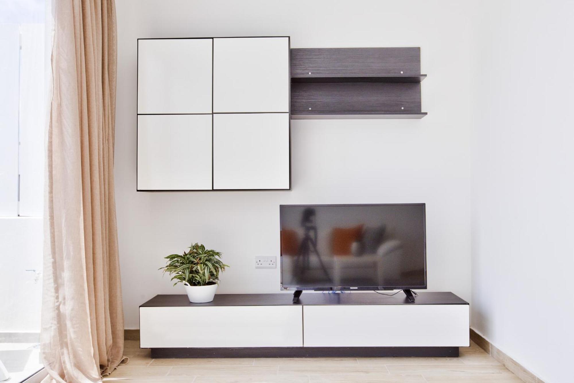 Bastions Seaview And Duplex Penthouse In By Shortletsmalta Apartment *