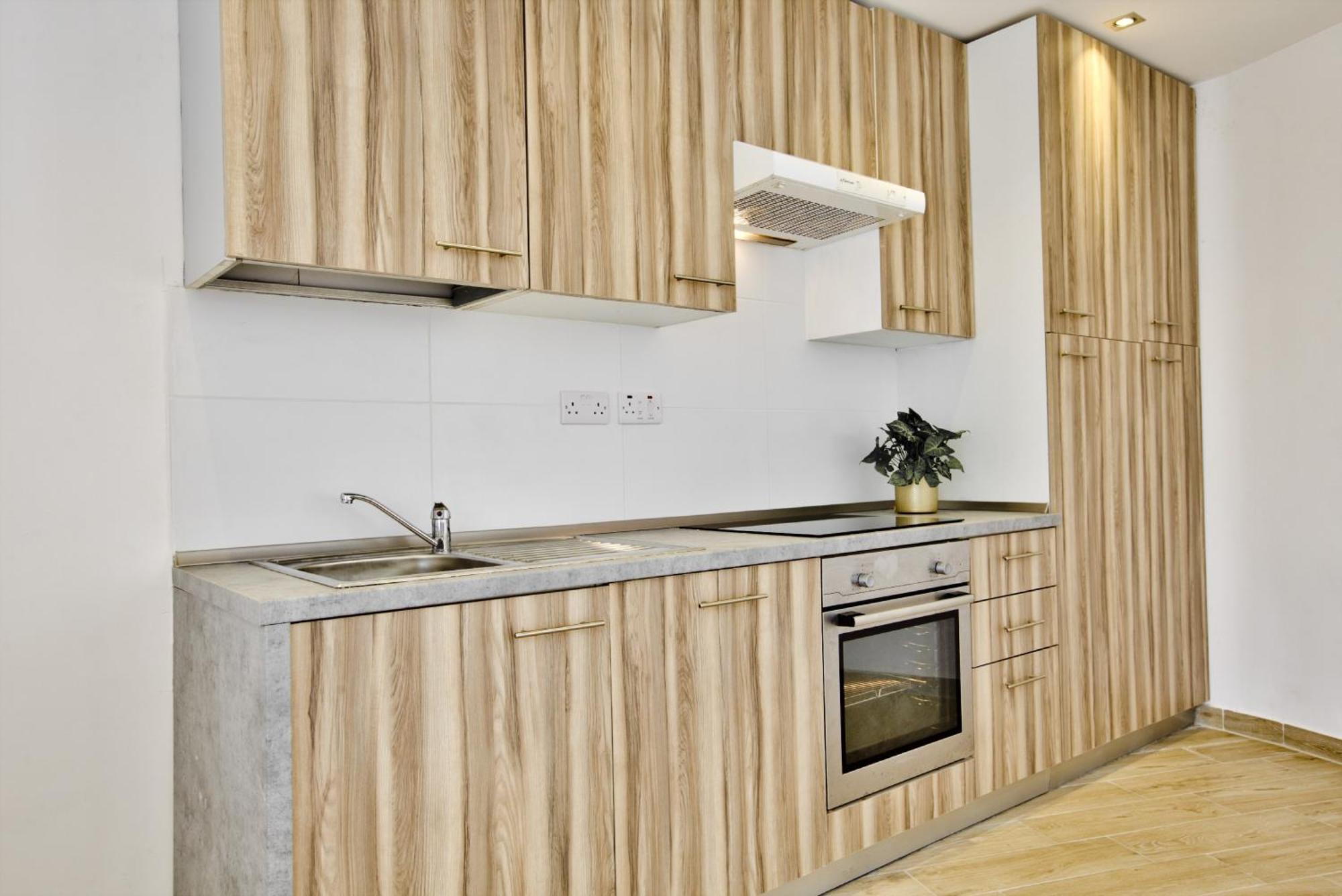 Bastions Seaview And Duplex Penthouse In By Shortletsmalta Apartamento
