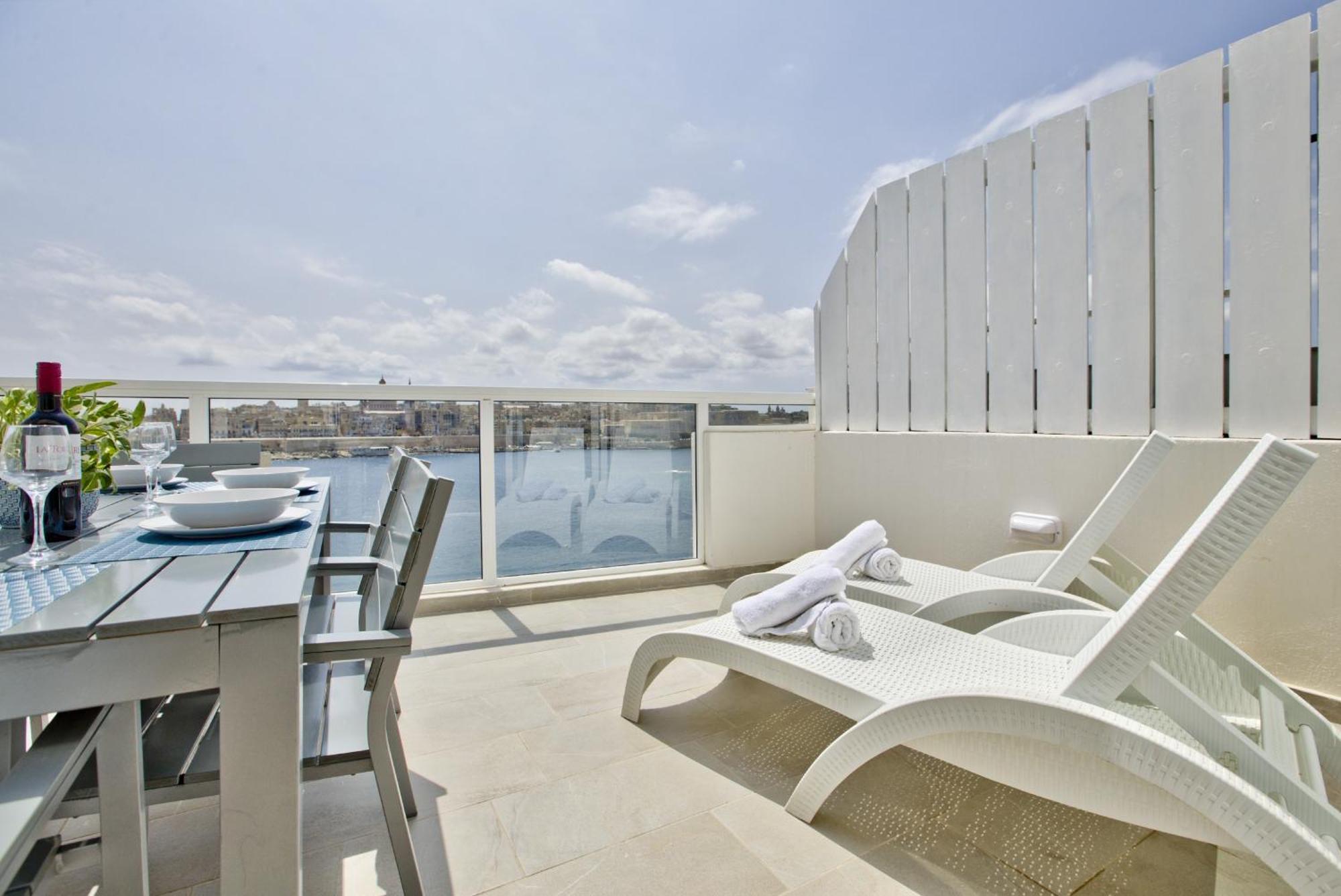 Bastions Seaview And Duplex Penthouse In By Shortletsmalta Apartment *